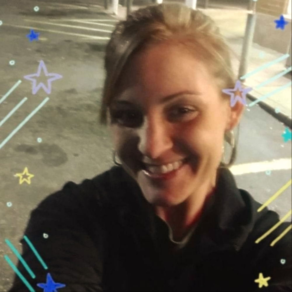Meet your Posher, Danielle